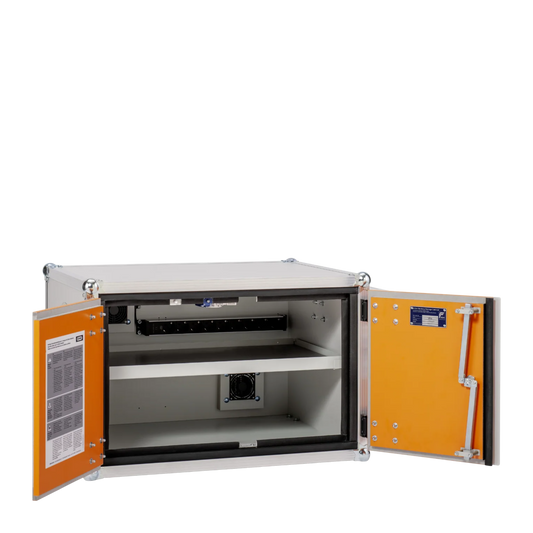 CEMO Premium Plus Akku-Schrank zur sicheren Lagerung und Ladung von Li-Ion Akkus mit F90-Zertifizierung.