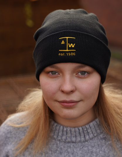 Wind Beanie mit Umschlag doppellagig & mit edlem Logostick